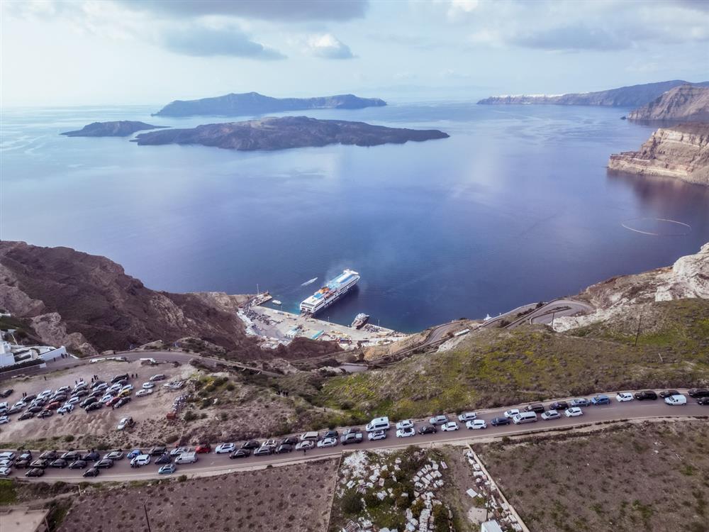 Σαντορίνη - Λιμάνι - Κίνηση