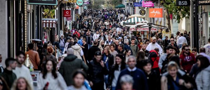 Εορταστικό ωράριο: Ανοιχτά τα καταστήματα μέχρι την παραμονή της Πρωτοχρονιάς